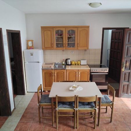 Apartment Ivana Котор Екстер'єр фото