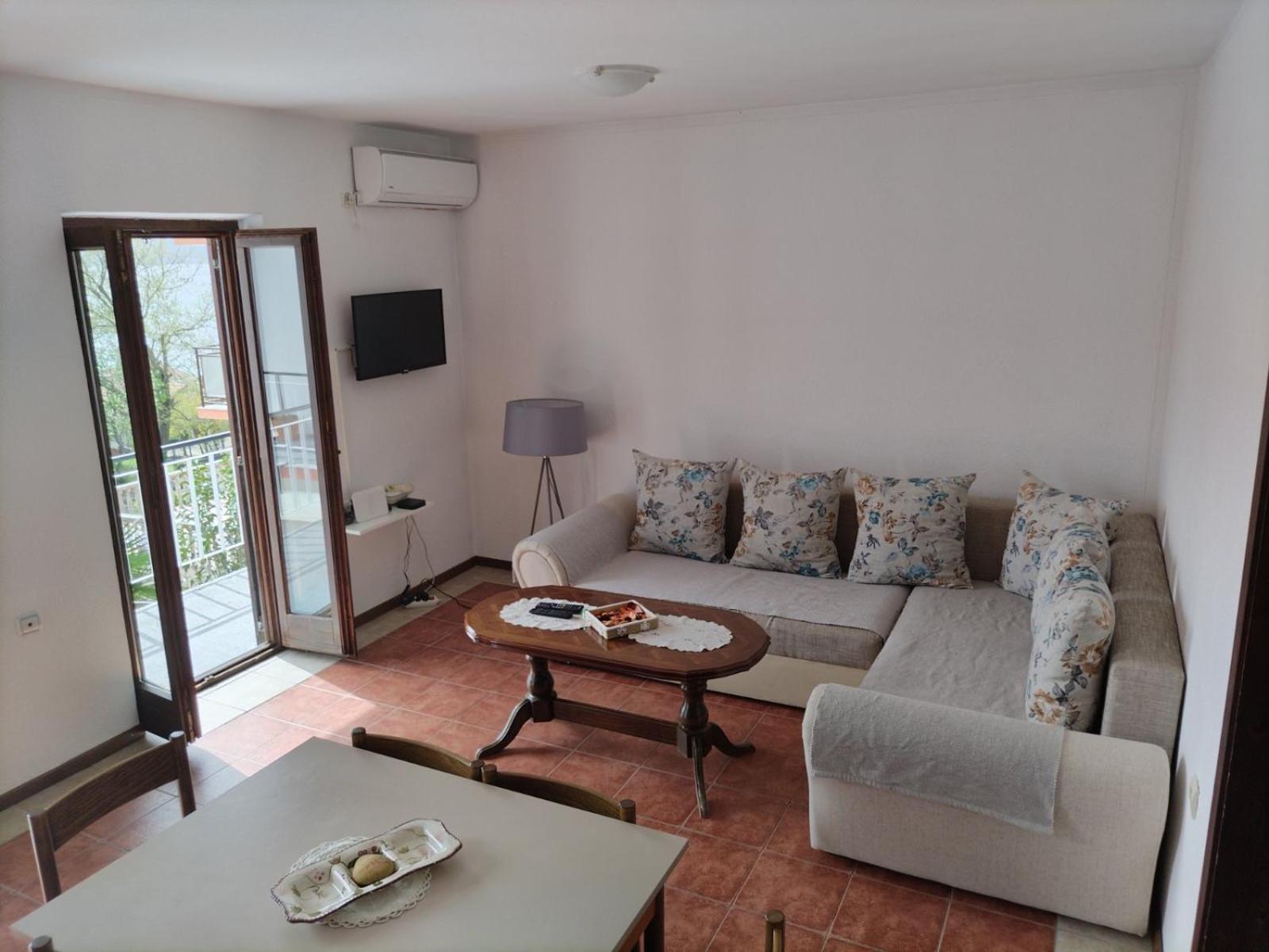 Apartment Ivana Котор Екстер'єр фото